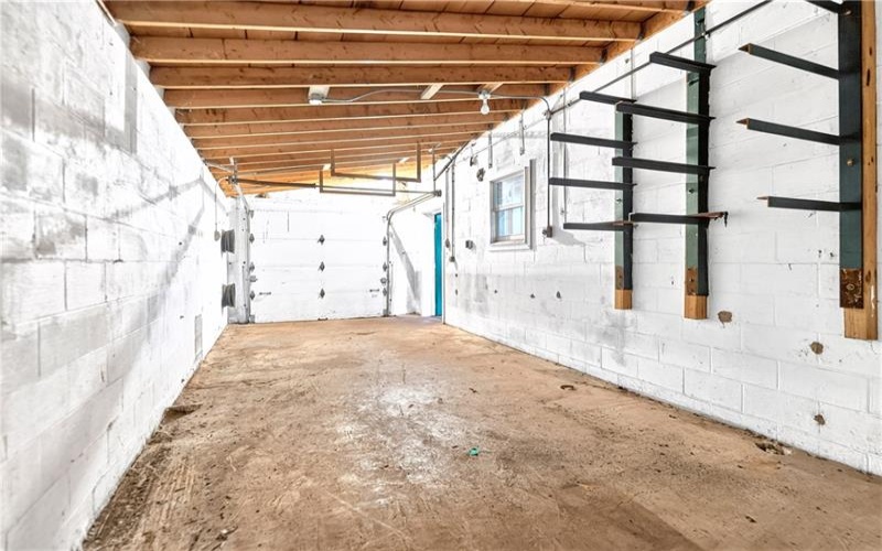 924 Reservoir St, Mount Pleasant, 15666, ,Commercial-industrial-business,For Sale,Reservoir St,1765152