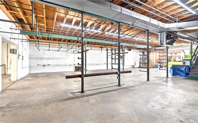 924 Reservoir St, Mount Pleasant, 15666, ,Commercial-industrial-business,For Sale,Reservoir St,1765152