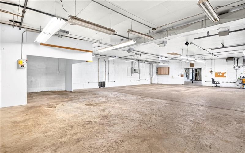 924 Reservoir St, Mount Pleasant, 15666, ,Commercial-industrial-business,For Sale,Reservoir St,1765152