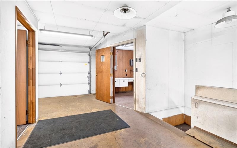 924 Reservoir St, Mount Pleasant, 15666, ,Commercial-industrial-business,For Sale,Reservoir St,1765152