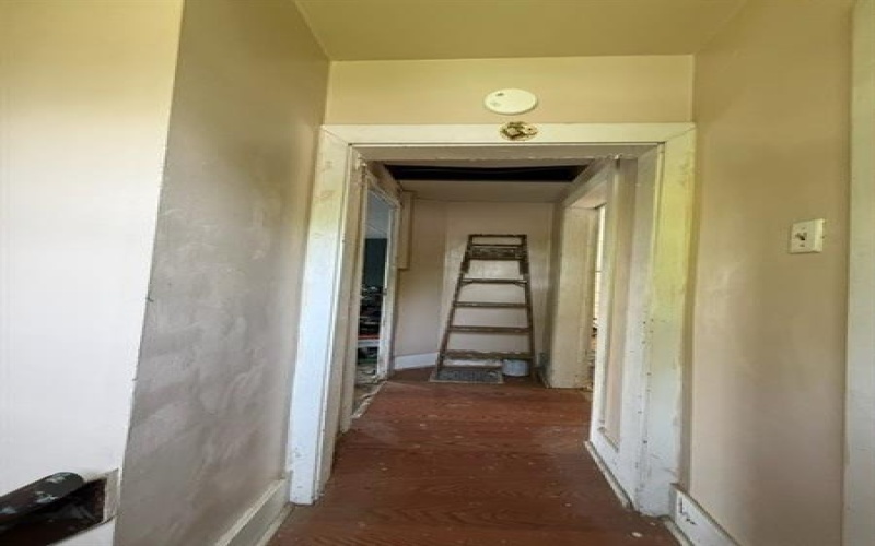 1102 Oakland Ave, Charleroi, 15022, 3 Bedrooms Bedrooms, ,2 BathroomsBathrooms,Residential,For Sale,Oakland Ave,1766746