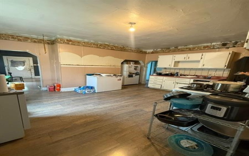 1102 Oakland Ave, Charleroi, 15022, 3 Bedrooms Bedrooms, ,2 BathroomsBathrooms,Residential,For Sale,Oakland Ave,1766746