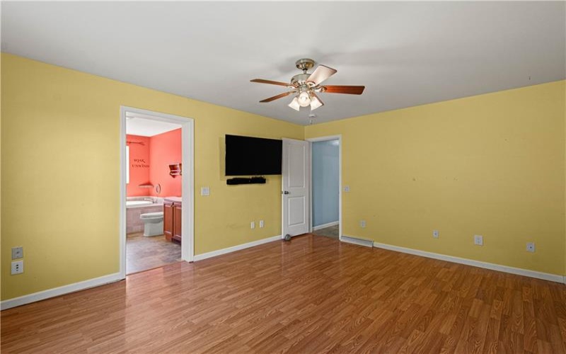 185 Dutch Glory Road, Amity, 15311, 2 Bedrooms Bedrooms, 8 Rooms Rooms,3 BathroomsBathrooms,Residential,For Sale,Dutch Glory Road,1765158