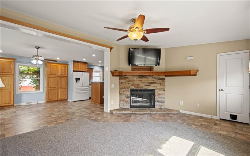 185 Dutch Glory Road, Amity, 15311, 2 Bedrooms Bedrooms, 8 Rooms Rooms,3 BathroomsBathrooms,Residential,For Sale,Dutch Glory Road,1765158