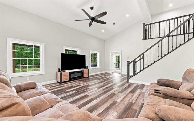 2084 Boquet Road, Jeannette, 15644, 4 Bedrooms Bedrooms, 11 Rooms Rooms,4.1 BathroomsBathrooms,Residential,For Sale,Boquet Road,1768102