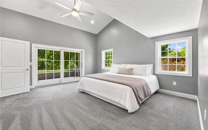 2084 Boquet Road, Jeannette, 15644, 4 Bedrooms Bedrooms, 11 Rooms Rooms,4.1 BathroomsBathrooms,Residential,For Sale,Boquet Road,1768102