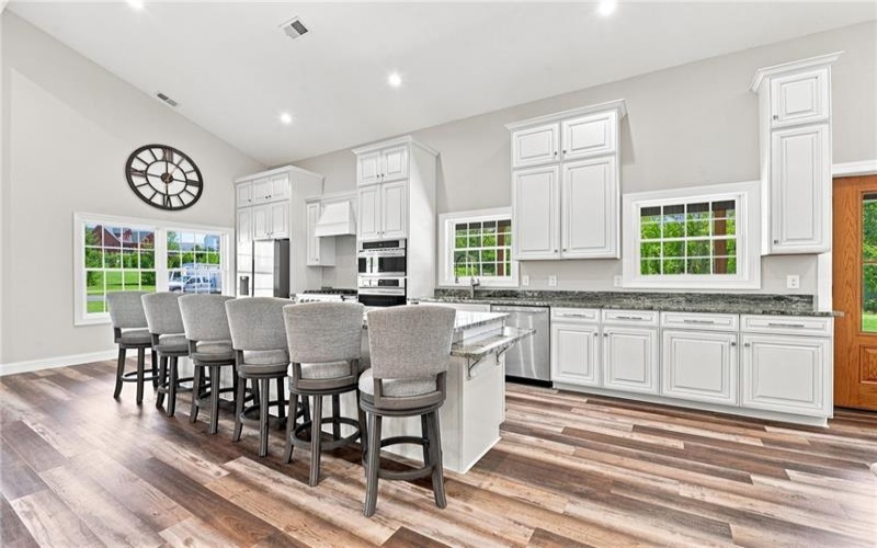 2084 Boquet Road, Jeannette, 15644, 4 Bedrooms Bedrooms, 11 Rooms Rooms,4.1 BathroomsBathrooms,Residential,For Sale,Boquet Road,1768102