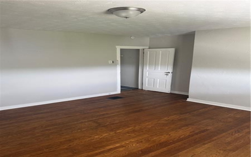 965 Leeds, Monessen, 15062, 2 Bedrooms Bedrooms, ,1 BathroomBathrooms,Residential,For Sale,Leeds,1765166