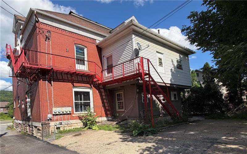616 Napoleon Street, Johnstown, 15901, ,Multi-unit,For Sale,Napoleon Street,1768112