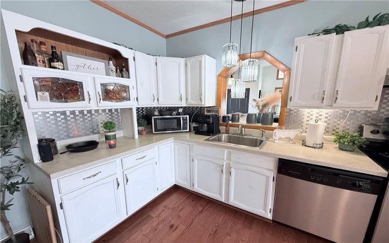 404 9th St, Monongahela, 15063, 3 Bedrooms Bedrooms, 6 Rooms Rooms,3 BathroomsBathrooms,Residential,For Sale,9th St,1768116