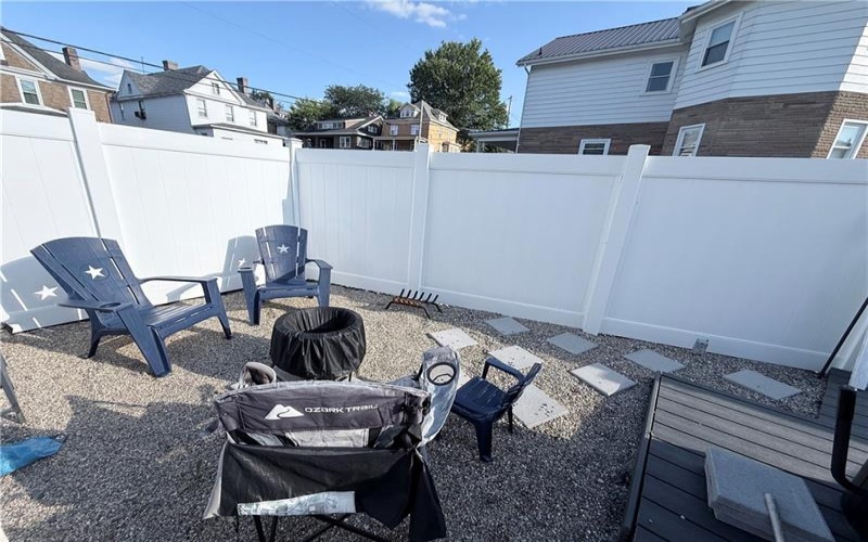404 9th St, Monongahela, 15063, 3 Bedrooms Bedrooms, 6 Rooms Rooms,3 BathroomsBathrooms,Residential,For Sale,9th St,1768116