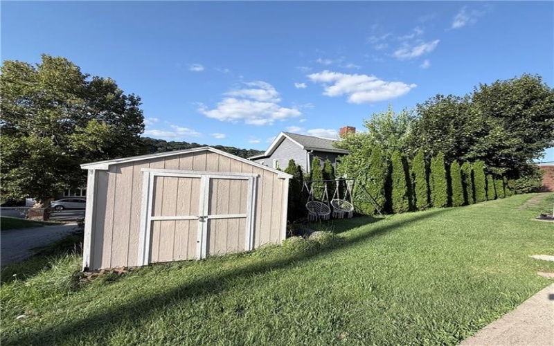404 9th St, Monongahela, 15063, 3 Bedrooms Bedrooms, 6 Rooms Rooms,3 BathroomsBathrooms,Residential,For Sale,9th St,1768116