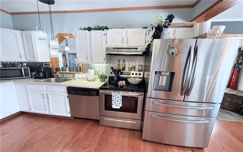 404 9th St, Monongahela, 15063, 3 Bedrooms Bedrooms, 6 Rooms Rooms,3 BathroomsBathrooms,Residential,For Sale,9th St,1768116
