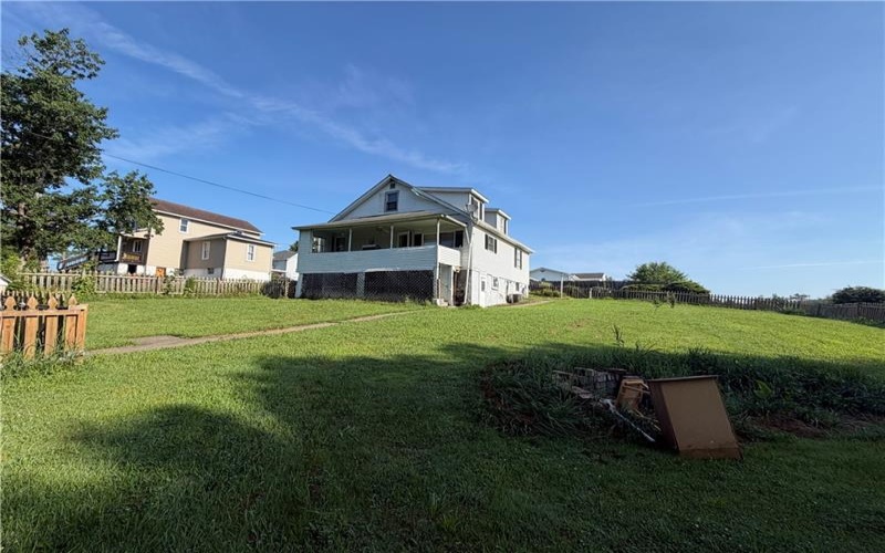 710 Wellington Ave, La Belle, 15450, 3 Bedrooms Bedrooms, 8 Rooms Rooms,1 BathroomBathrooms,Residential,For Sale,Wellington Ave,1765204