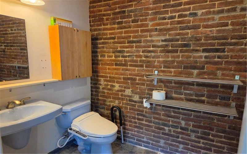 108 Market St, Ligonier, 15658, 3 Bedrooms Bedrooms, 4 Rooms Rooms,4.1 BathroomsBathrooms,Residential,For Sale,Market St,1765206
