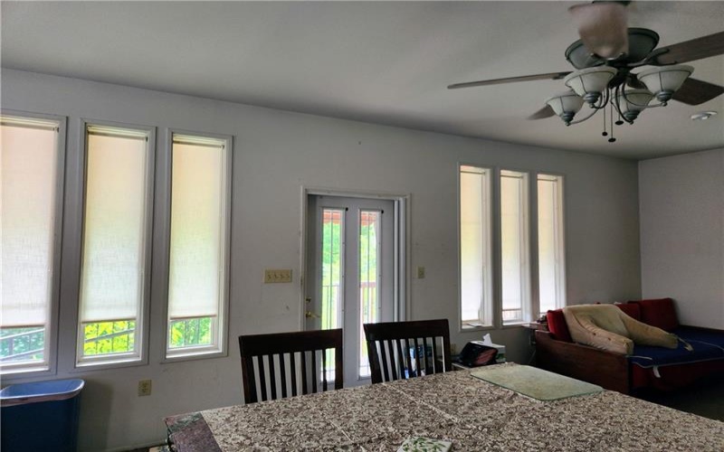 108 Market St, Ligonier, 15658, 3 Bedrooms Bedrooms, 4 Rooms Rooms,4.1 BathroomsBathrooms,Residential,For Sale,Market St,1765206