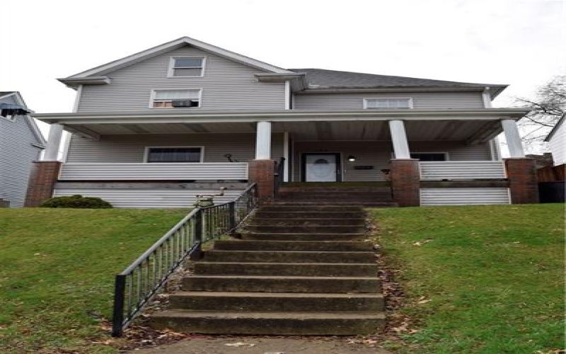 220 Mckee Ave, Monessen, 15062, 4 Bedrooms Bedrooms, 8 Rooms Rooms,2 BathroomsBathrooms,Residential,For Sale,Mckee Ave,1768134