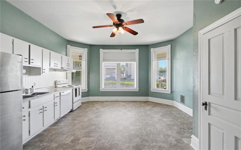 306 1st St, Jeannette, 15644, ,Multi-unit,For Sale,1st St,1766778