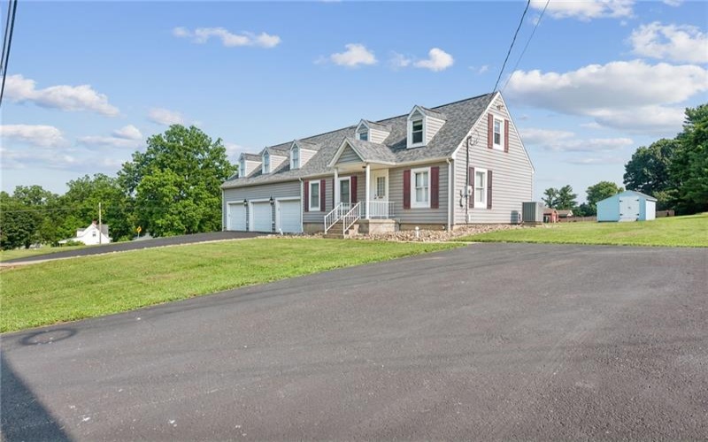 1676 Laurel Circle, Mt. Pleasant, 15666, 4 Bedrooms Bedrooms, ,1 BathroomBathrooms,Residential,For Sale,Laurel Circle,1765216