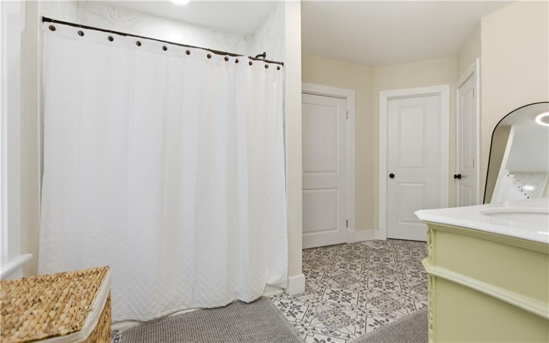 236 Pike Street, Canonsburg, 15317, 4 Bedrooms Bedrooms, 11 Rooms Rooms,3.2 BathroomsBathrooms,Residential,For Sale,Pike Street,1768166