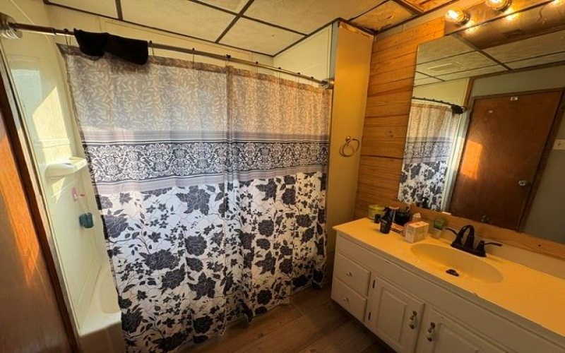 101 Fishpot Rd, Fredericktown, 15333, 1 Bedroom Bedrooms, ,1 BathroomBathrooms,Residential,For Sale,Fishpot Rd,1765232