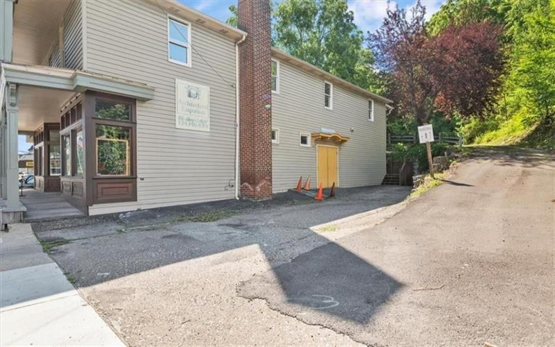 207 Adams Ave, Canonsburg, 15317, ,Commercial-industrial-business,For Sale,Adams Ave,1766815