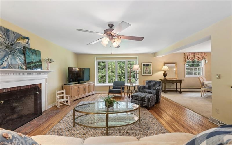 114 Sunrise Lane, Ligonier, 15658, 3 Bedrooms Bedrooms, 10 Rooms Rooms,3.1 BathroomsBathrooms,Residential,For Sale,Sunrise Lane,1765240