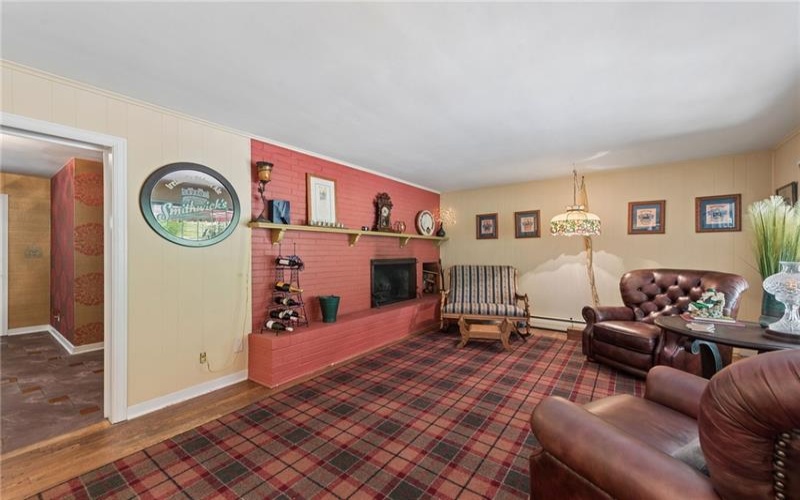 114 Sunrise Lane, Ligonier, 15658, 3 Bedrooms Bedrooms, 10 Rooms Rooms,3.1 BathroomsBathrooms,Residential,For Sale,Sunrise Lane,1765240