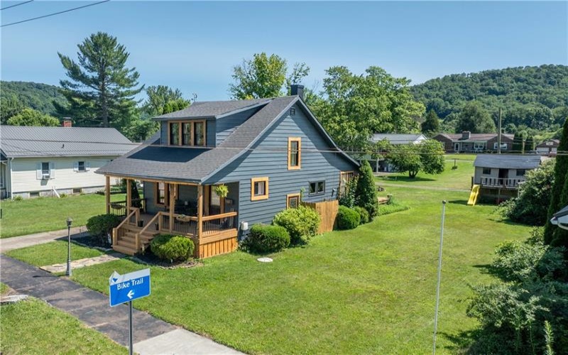 829 Oden St, Confluence, 15424, 4 Bedrooms Bedrooms, 9 Rooms Rooms,2 BathroomsBathrooms,Residential,For Sale,Oden St,1766822