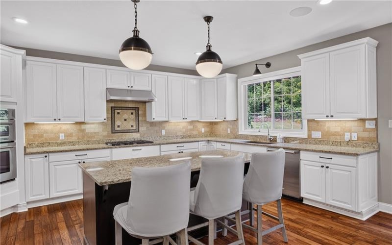 111 Whispering Heights Ln, Venetia, 15367, 4 Bedrooms Bedrooms, 12 Rooms Rooms,4.1 BathroomsBathrooms,Residential,For Sale,Whispering Heights Ln,1765245