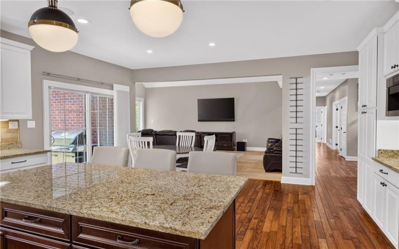 111 Whispering Heights Ln, Venetia, 15367, 4 Bedrooms Bedrooms, 12 Rooms Rooms,4.1 BathroomsBathrooms,Residential,For Sale,Whispering Heights Ln,1765245
