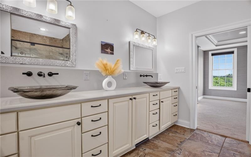 111 Whispering Heights Ln, Venetia, 15367, 4 Bedrooms Bedrooms, 12 Rooms Rooms,4.1 BathroomsBathrooms,Residential,For Sale,Whispering Heights Ln,1765245