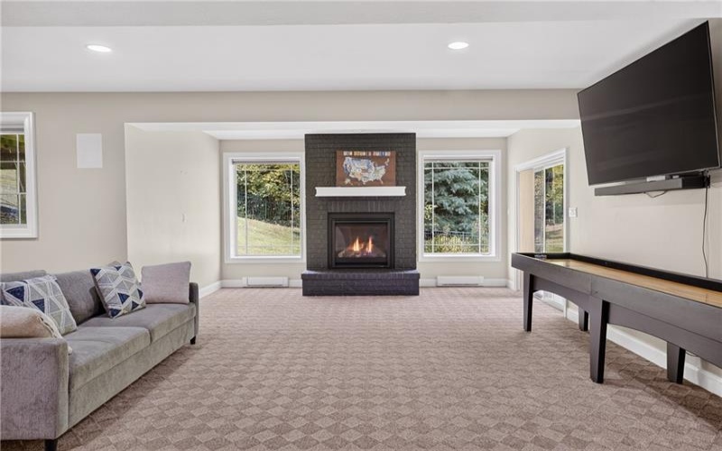 111 Whispering Heights Ln, Venetia, 15367, 4 Bedrooms Bedrooms, 12 Rooms Rooms,4.1 BathroomsBathrooms,Residential,For Sale,Whispering Heights Ln,1765245