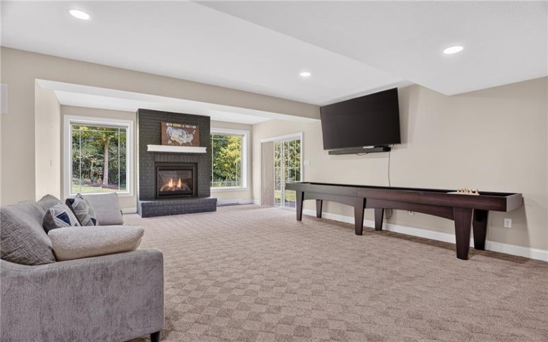 111 Whispering Heights Ln, Venetia, 15367, 4 Bedrooms Bedrooms, 12 Rooms Rooms,4.1 BathroomsBathrooms,Residential,For Sale,Whispering Heights Ln,1765245