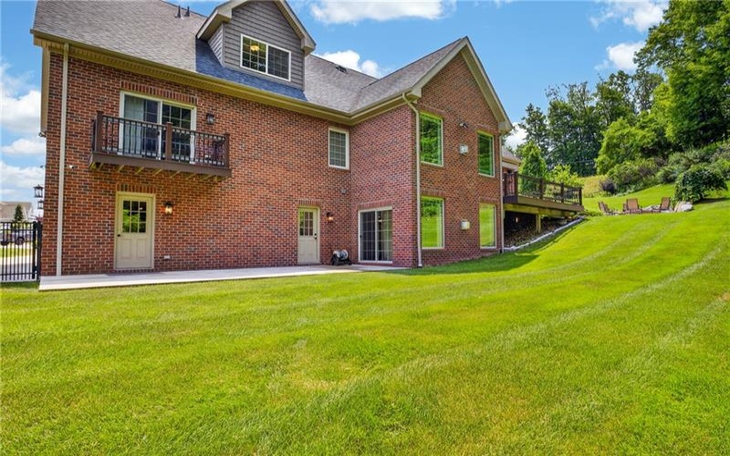 111 Whispering Heights Ln, Venetia, 15367, 4 Bedrooms Bedrooms, 12 Rooms Rooms,4.1 BathroomsBathrooms,Residential,For Sale,Whispering Heights Ln,1765245