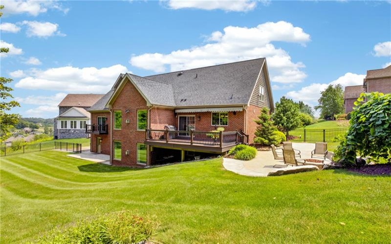 111 Whispering Heights Ln, Venetia, 15367, 4 Bedrooms Bedrooms, 12 Rooms Rooms,4.1 BathroomsBathrooms,Residential,For Sale,Whispering Heights Ln,1765245
