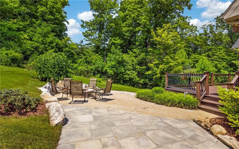 111 Whispering Heights Ln, Venetia, 15367, 4 Bedrooms Bedrooms, 12 Rooms Rooms,4.1 BathroomsBathrooms,Residential,For Sale,Whispering Heights Ln,1765245
