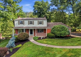 439 Manor Rd, Delmont, 15626, 4 Bedroom Bedrooms, 9 Room Rooms,2.2 BathroomBathrooms,Residential,For Sale,Manor Rd,1768191