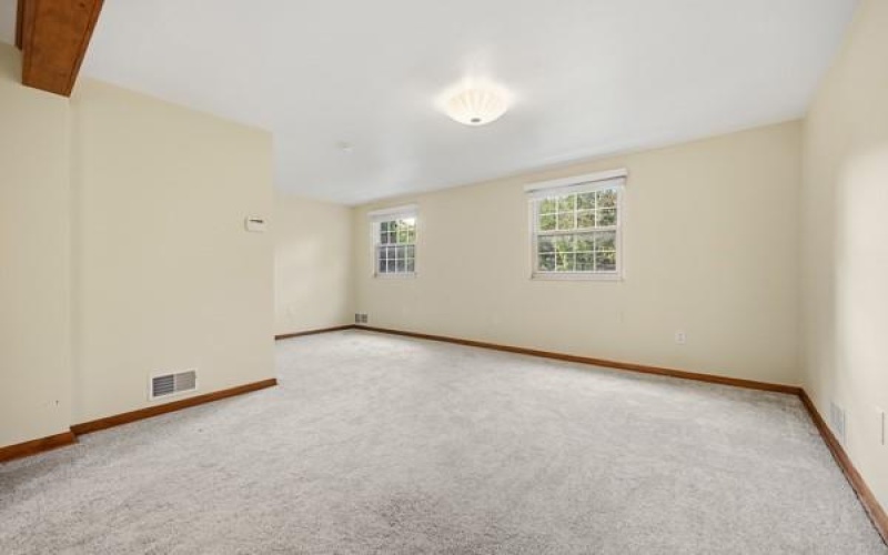 439 Manor Rd, Delmont, 15626, 4 Bedroom Bedrooms, 9 Room Rooms,2.2 BathroomBathrooms,Residential,For Sale,Manor Rd,1768191