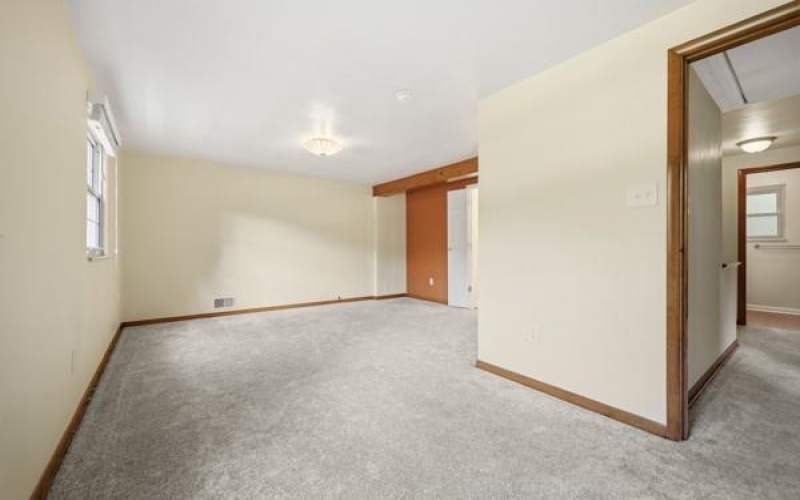 439 Manor Rd, Delmont, 15626, 4 Bedroom Bedrooms, 9 Room Rooms,2.2 BathroomBathrooms,Residential,For Sale,Manor Rd,1768191