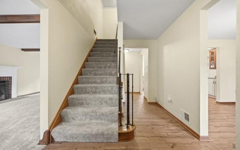 439 Manor Rd, Delmont, 15626, 4 Bedroom Bedrooms, 9 Room Rooms,2.2 BathroomBathrooms,Residential,For Sale,Manor Rd,1768191