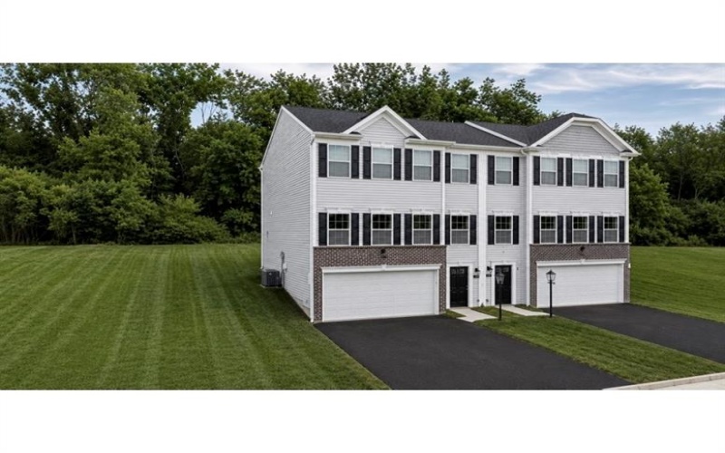 1237 Bedford Road, 15642, 15642, 3 Bedroom Bedrooms, ,2.1 BathroomBathrooms,Residential,For Sale,Bedford Road,1766846