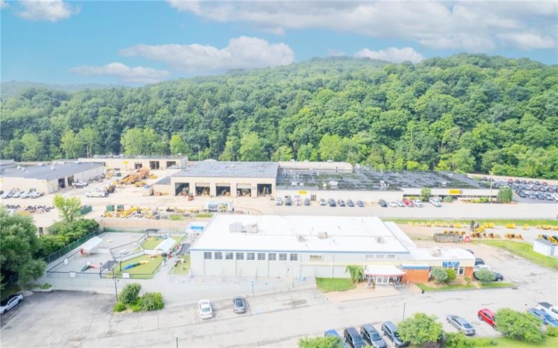 4603 William Penn Highway Suite 100, Murrysville, 15668, ,Commercial-industrial-business,For Sale,William Penn Highway Suite 100,1766847