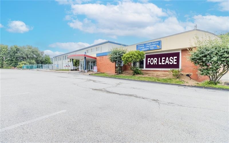 4603 William Penn Highway Suite 100, Murrysville, 15668, ,Commercial-industrial-business,For Sale,William Penn Highway Suite 100,1766847