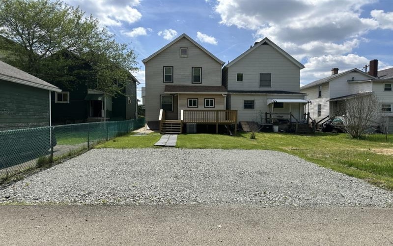 213 Sherman Ave, Vandergrift, 15690, 3 Bedrooms Bedrooms, 9 Rooms Rooms,1 BathroomBathrooms,Residential,For Sale,Sherman Ave,1765284