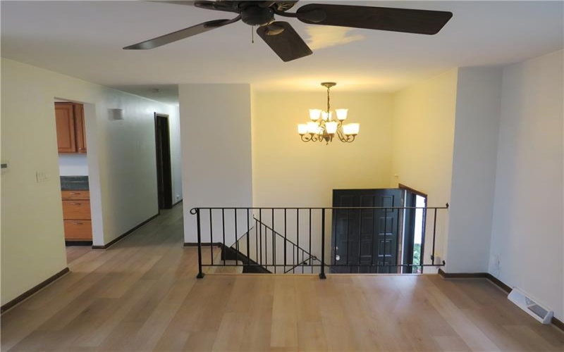115 Bristol Ln, Irwin, 15642, 3 Bedroom Bedrooms, ,2.1 BathroomBathrooms,Residential,For Sale,Bristol Ln,1766870
