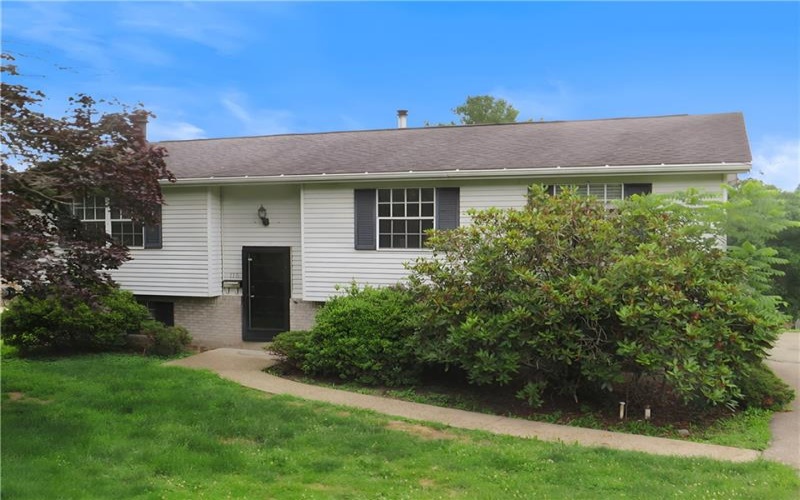 115 Bristol Ln, Irwin, 15642, 3 Bedroom Bedrooms, ,2.1 BathroomBathrooms,Residential,For Sale,Bristol Ln,1766870