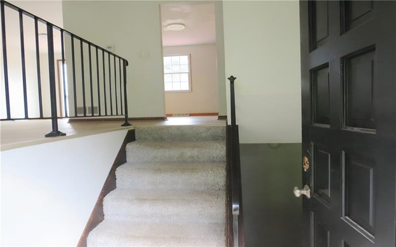115 Bristol Ln, Irwin, 15642, 3 Bedroom Bedrooms, ,2.1 BathroomBathrooms,Residential,For Sale,Bristol Ln,1766870