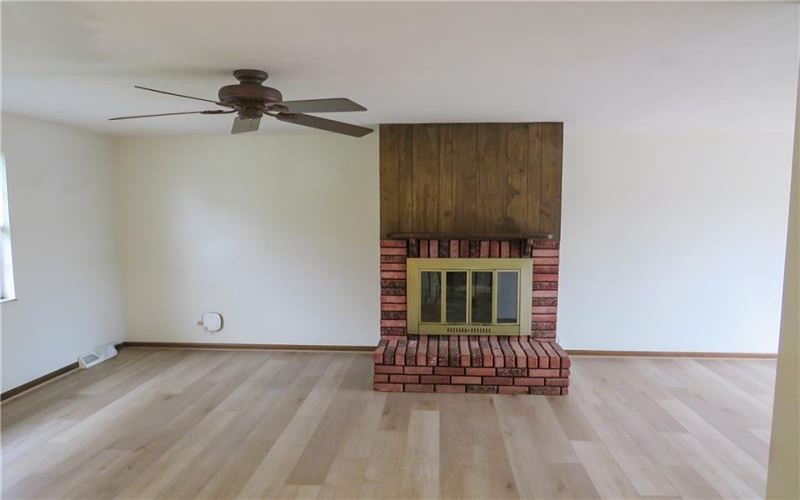 115 Bristol Ln, Irwin, 15642, 3 Bedroom Bedrooms, ,2.1 BathroomBathrooms,Residential,For Sale,Bristol Ln,1766870