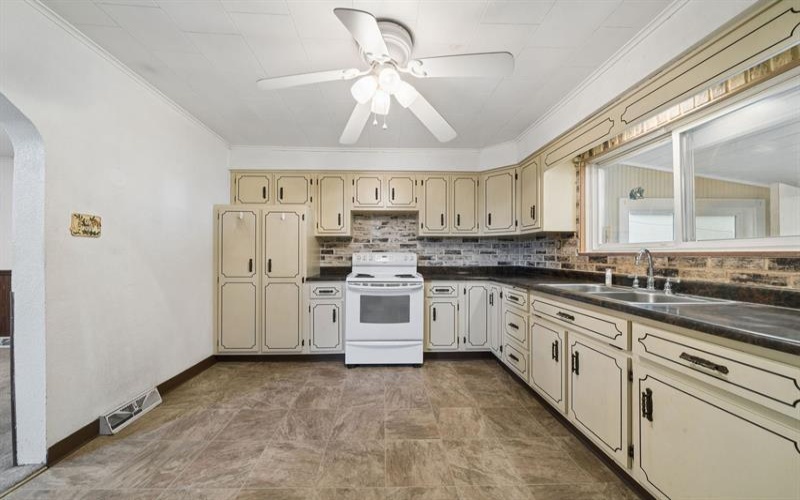 174/176 Roosevelt Way, Crabtree, 15624, ,Multi-unit,For Sale,Roosevelt Way,1765315